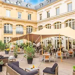 Hotel Crowne Plaza - Republique By Ihg 4*