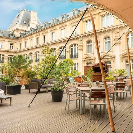 Hotell Crowne Plaza Republique By Ihg 4*