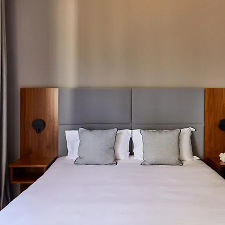 Crowne Plaza Republique By Ihg 4* Paris