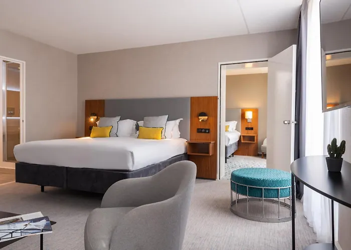 Hotel Crowne Plaza - Republique By Ihg Paryż