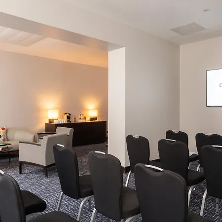 Crowne Plaza Republique By Ihg