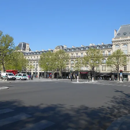 Hotel Crowne Plaza - Republique By Ihg
