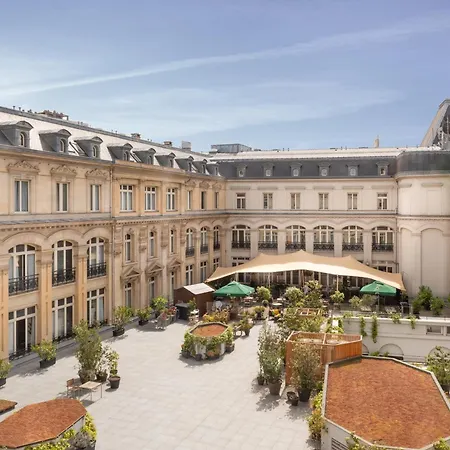 Crowne Plaza - Republique By Ihg 4* Paris