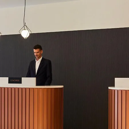 Ξενοδοχείο Crowne Plaza Republique By Ihg