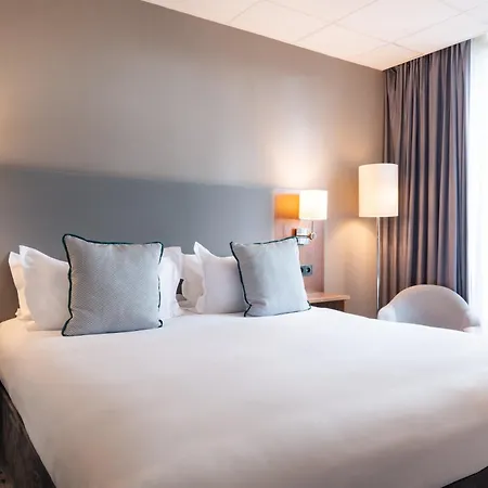 Crowne Plaza République, An Ihg 4* Paris