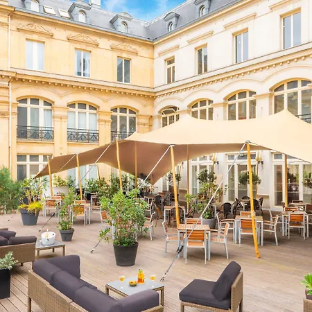 Hotel Crowne Plaza - Republique By Ihg 4*