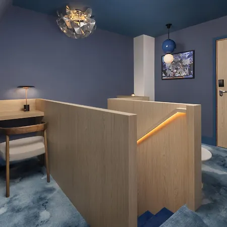 Crowne Plaza - Republique By Ihg Hotel 4*