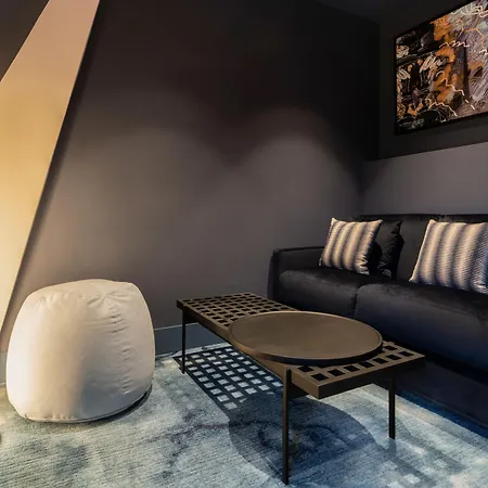 Crowne Plaza - Republique By Ihg Hotel