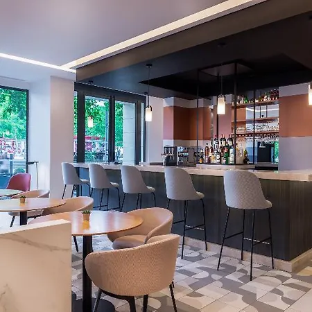 Crowne Plaza - Republique By Ihg 4* Paris
