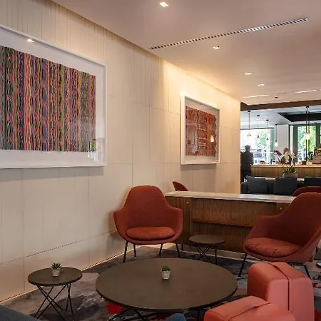 Crowne Plaza - Republique By Ihg Hotel