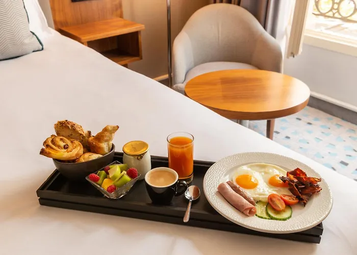 Otel Crowne Plaza - Republique By Ihg 4*