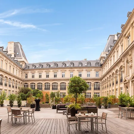 Otel Crowne Plaza - Republique By Ihg Paris