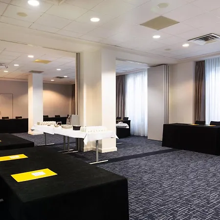 Otel Crowne Plaza - Republique By Ihg Paris