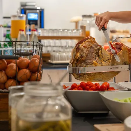 Crowne Plaza - Republique By Ihg