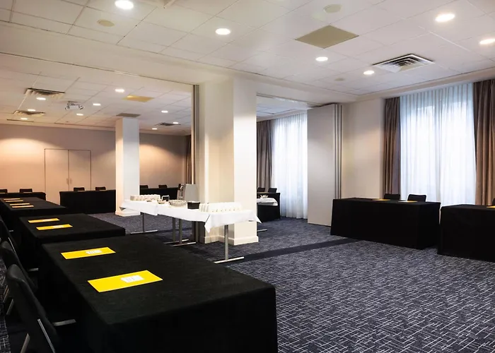 Hotel Crowne Plaza - Republique By Ihg Parijs